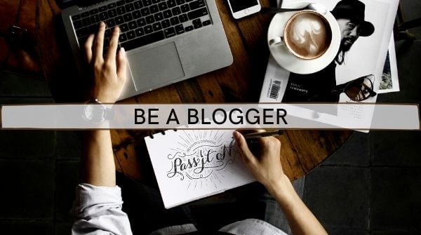 The image explains the roles and responsibilities of a blogger as a digital marketer and importance in DIGITAL MARKETING CAREER.