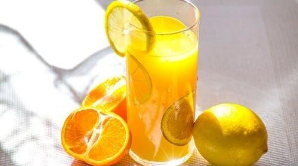 This Immune juice is full of citrus fruit's goodness. It is a rich source of Vitamin C and will give you glowing skin. 