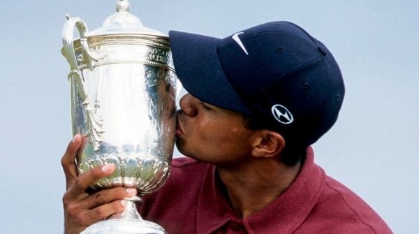 Dominant start to 2000s by Tiger Woods, winning the U.S Open
