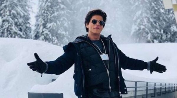 Shahrukh Khan has a huge acting career and his iconic pose is a trademark now. 