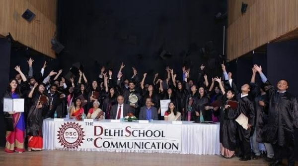 best college for mass communication course 