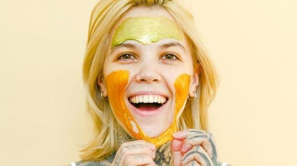 Healthy skin tip is employing herbal face mask as an epidermal application for skin protection.