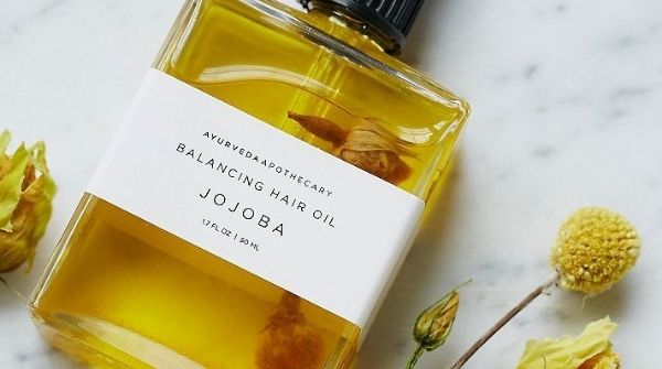 Jojoba oil is a good moisturizer and it has a radiant complexion. It also contain healing properities.